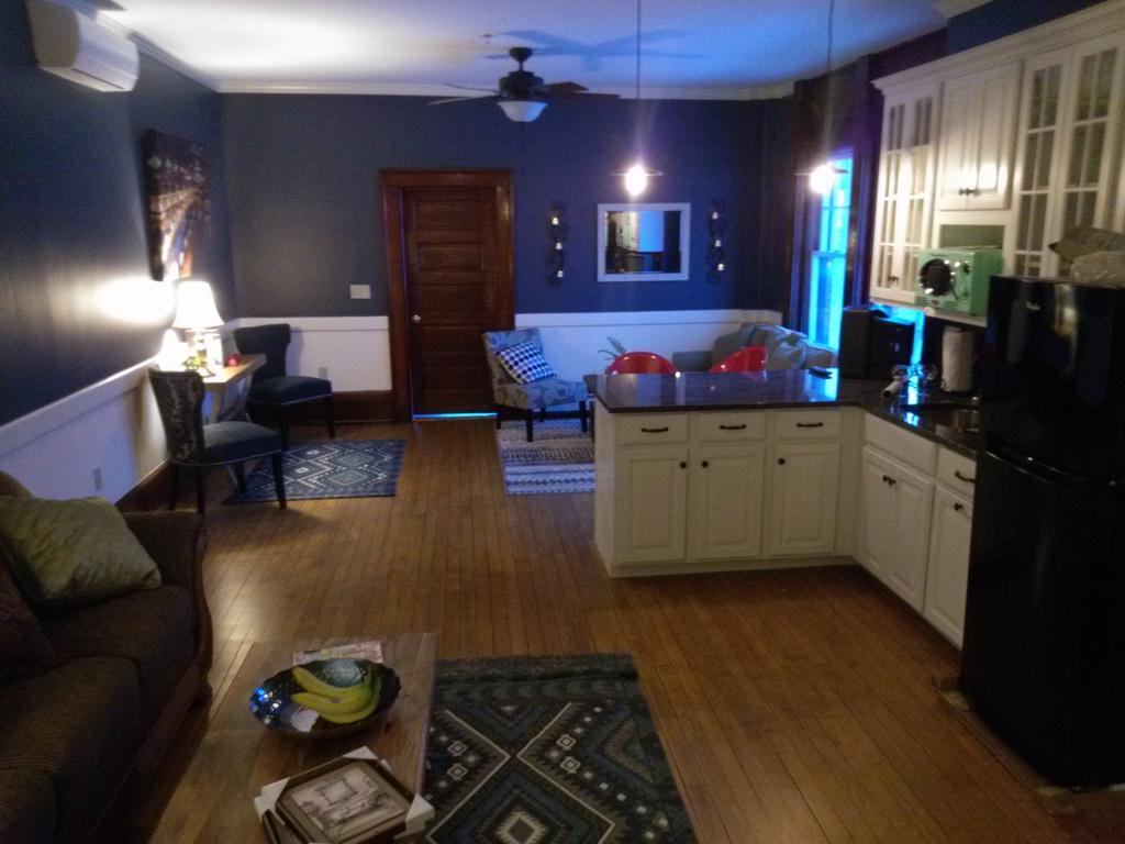 Barre Firehouse Inn חדר תמונה